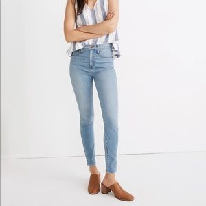 Madewell High-Rise Skinny Jeans in Annapolis Wash